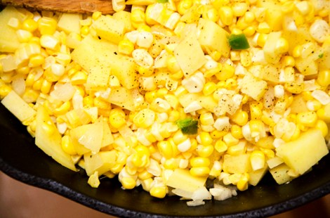 110_0580 corn cooking