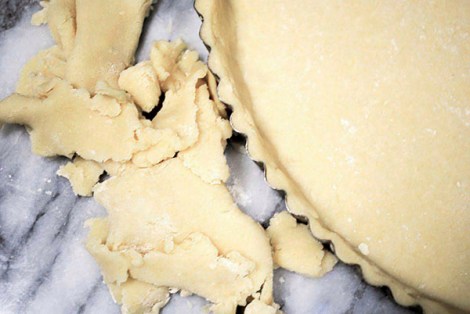 Apricot, Cherry, Pistaschio Dough in tart pan