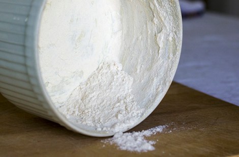 Souffle with Spring Onions and Pancetta