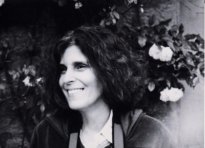 Lee takes Lou's photo outside the Thornton's B&B in 2003