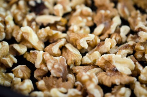 Linguine with Arugula-Basil Pesto