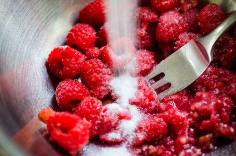 Chocolate Raspberry Bourbon Pops