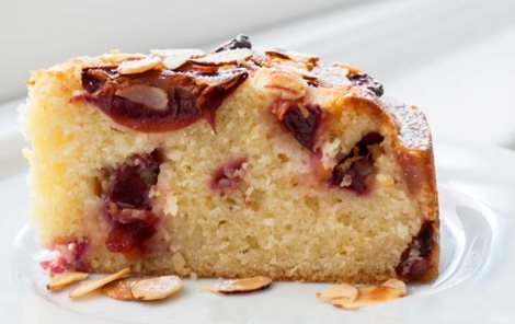 Olive Oil Plum Cake