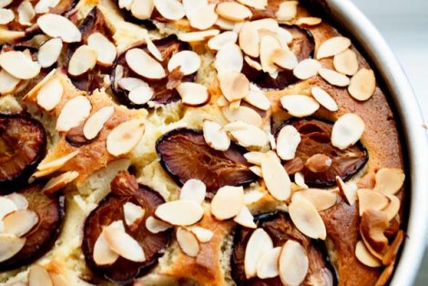 Olive Oil Plum Cake